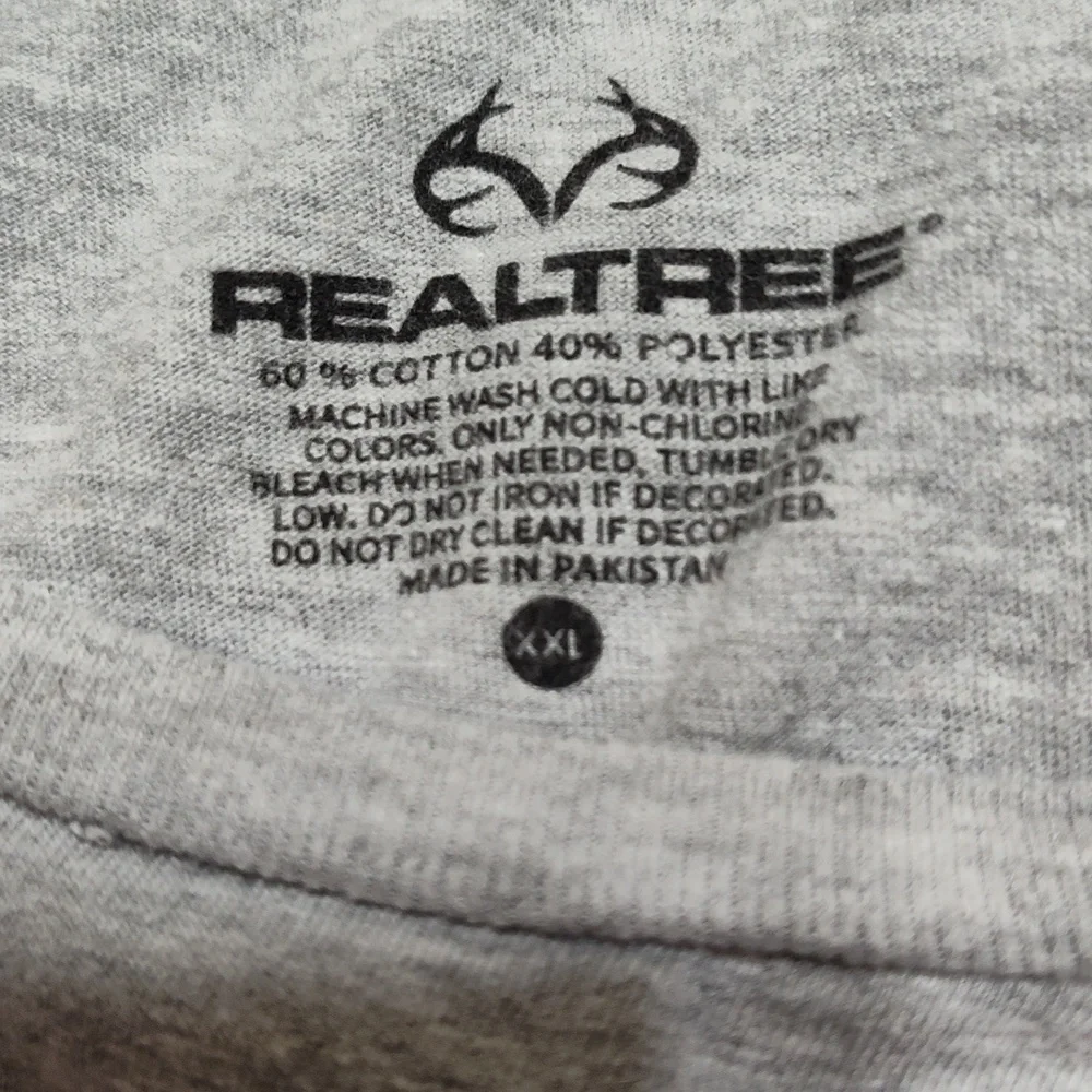 🤩2/$10 Realtree Long Sleeve Lightweight T-shirt w/Patriotic Design (XXL) - Picture 2 of 3